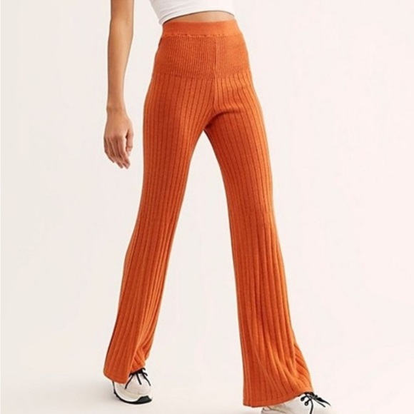 FREE PEOPLE Orange Keep It Real
Sweater Knit Ribbed Pumpkin Flare Pants M - Picture 2 of 8